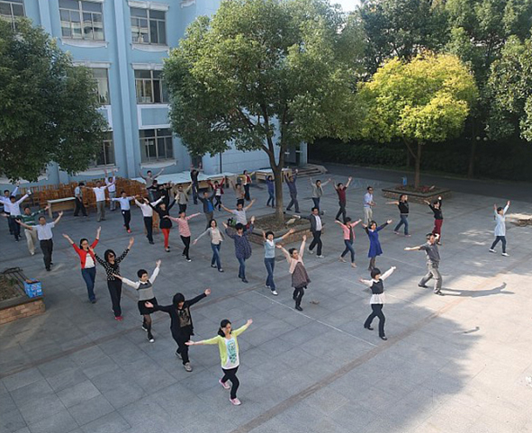广播操.jpg