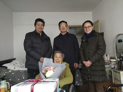 情系老同志.jpg 情系老同志.jpg