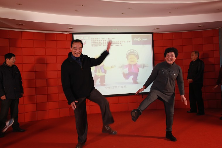 17-01-06 辅导员迎春茶话会 (11).jpg